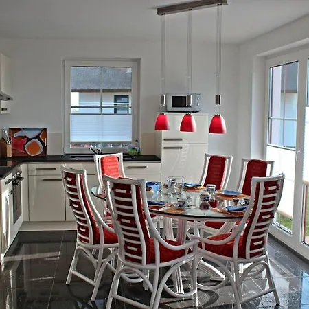 With 3 Bedrooms Dranske